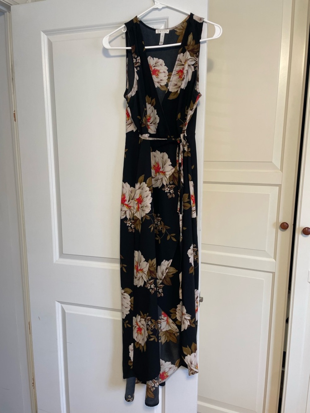 Leith Black Floral Sleeveless Wrap Maxi Dress with Cream and Red Accents